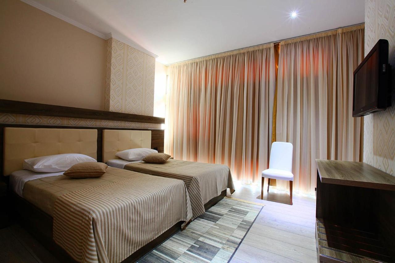 Hotel Partner & Spa Vlore Exterior photo